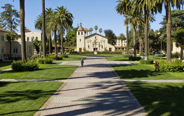 How Does Lincoln Law School Compare to Santa Clara University?
